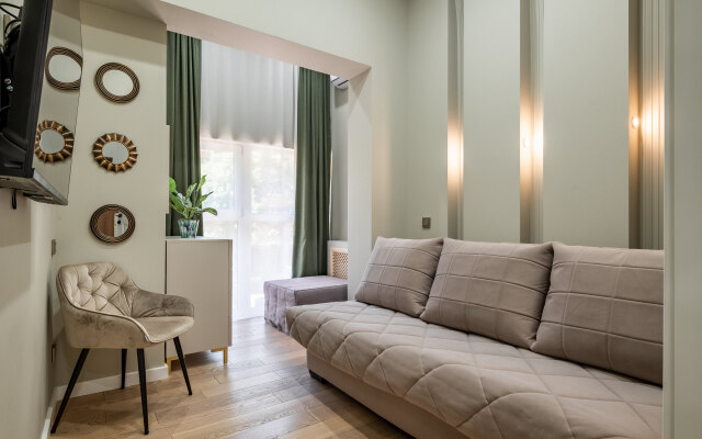 Mangosteen Apartments