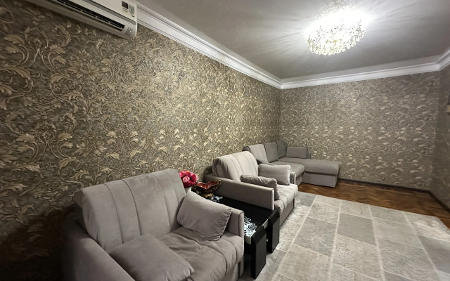 V Tsentre Sukhuma Apartments