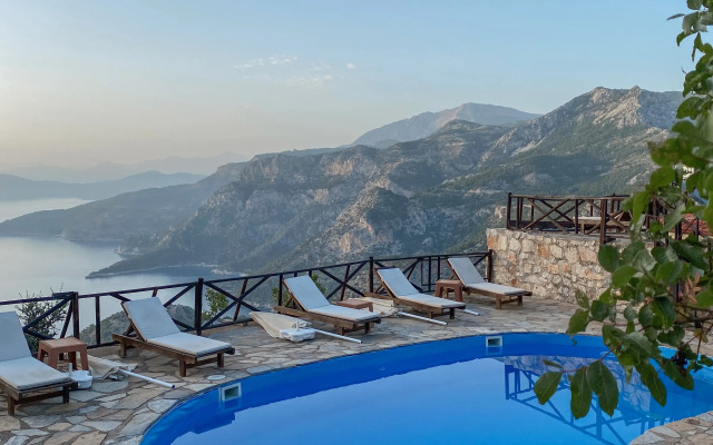 Отель Yediburunlar Lighthouse Boutique & Restaurant