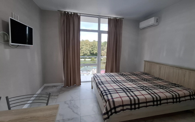 Uyutnaya Studiya Na Gastello Ot HomeHotelSochi Flat