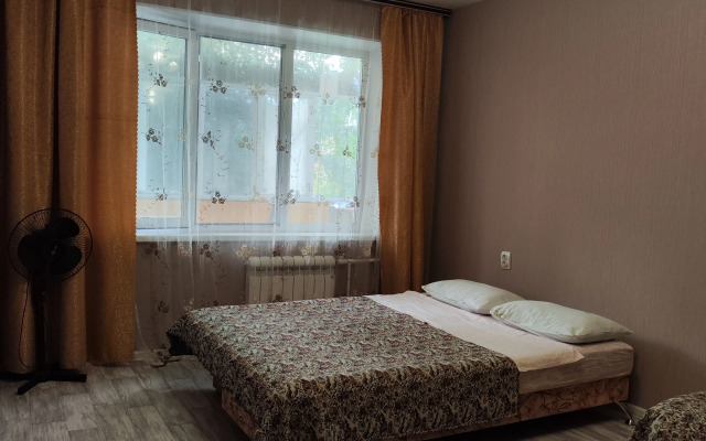 U Lenty Svoya Zhemchuzhina Sibiri Apartments