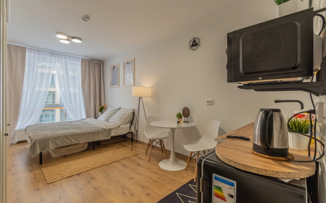 Apartamenty Uluchshennye Trekhmestnye SalutApart 8