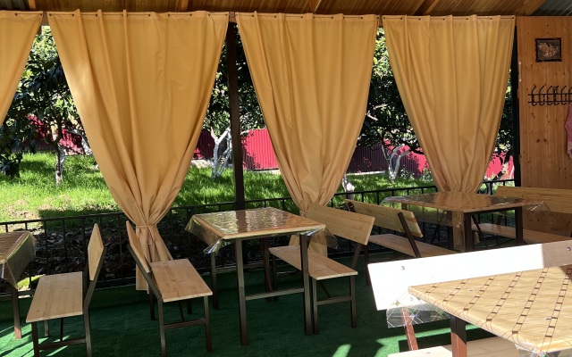 Guest house Adel