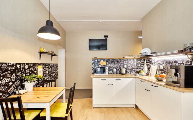 U Semi Mostov Hotel