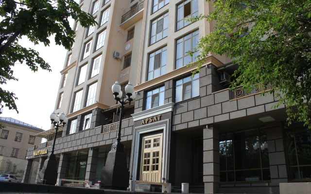 Na Bakinskoy Apartments