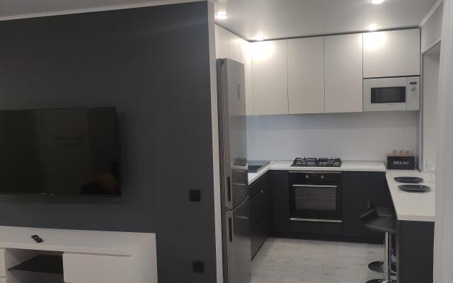 Dvukhkomnatnaya Kvartira V Samom Tsentre Flat