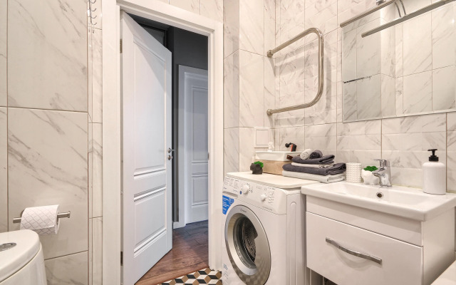 Апартаменты Myhome Yourhome на Октябрьской наб. 44