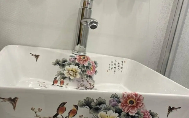 Отель Кристал