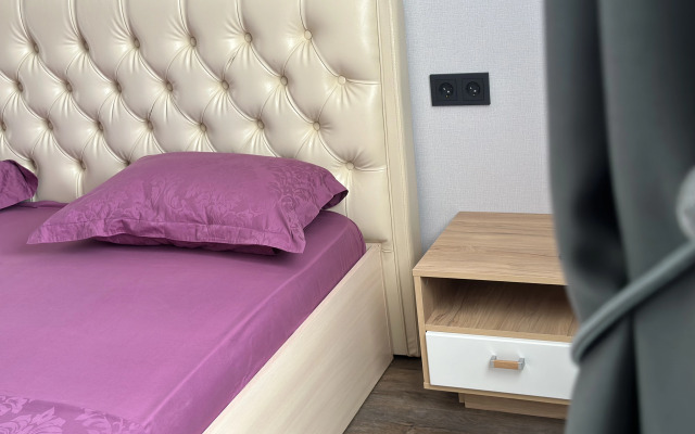 Квартира "Эленика" в Махачкале с видом на озеро и мечеть