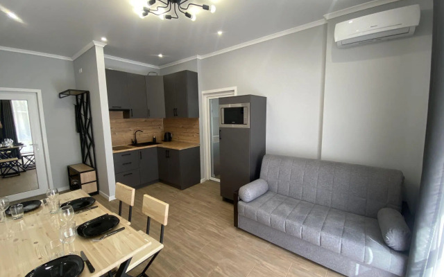 235 V Tsentre Na Pervoy Linii Flat