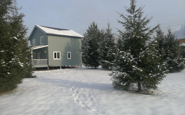 Chastnyij Dom s Verandoj i Saunoj Private House