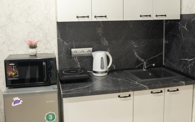 LovelyHome39 u Korolevskih vorot studiya 4 Apartments