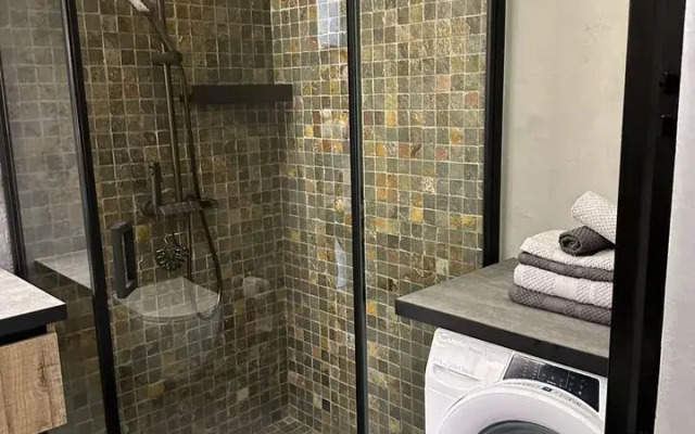 Апартаменты на Набережной 75к2 (302.2)