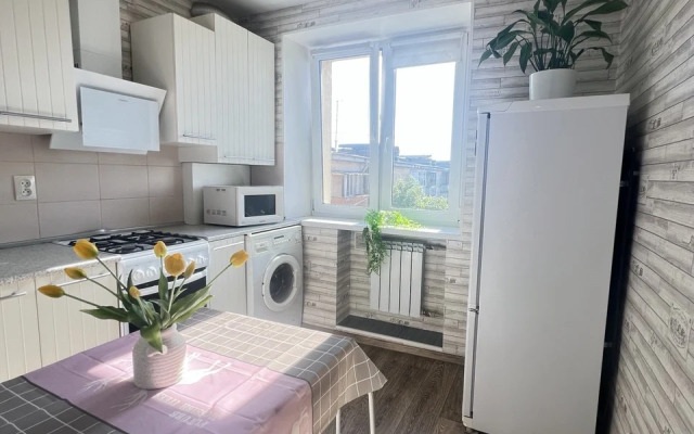Ryadom S Avtovokzalom Flat