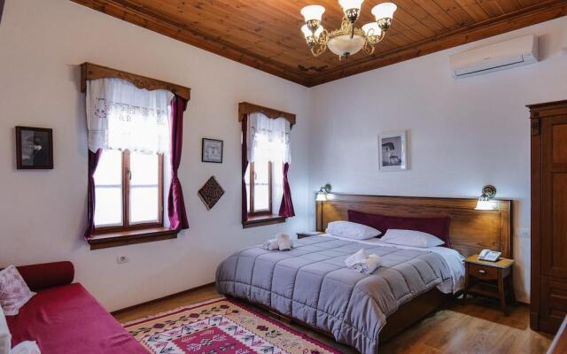 Bineri Hotel