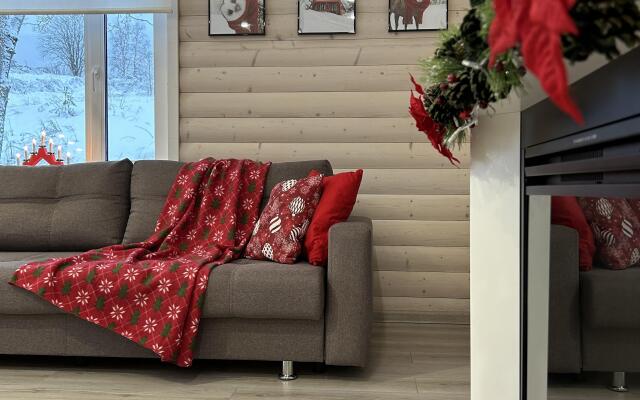 Частный Дом На Берегу Реки