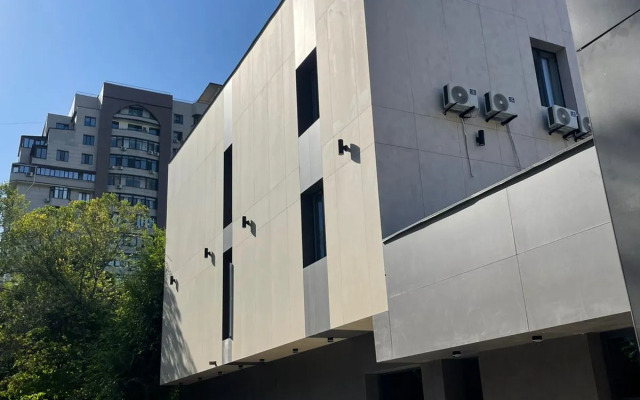 Hotel Airis Residence