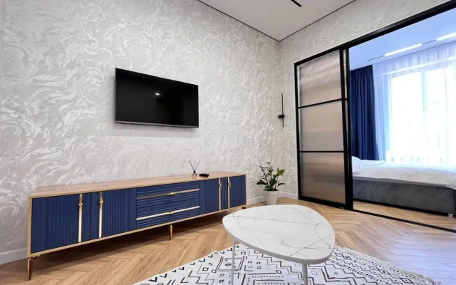 Yevrodvushka ryadom s Mega Parkom Flat
