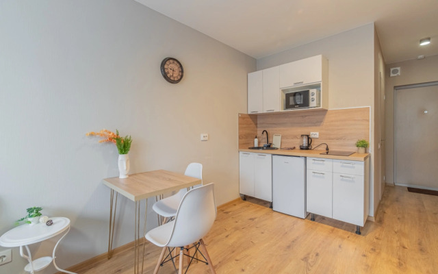 Apartamenty Uluchshennye Trekhmestnye SalutApart 8