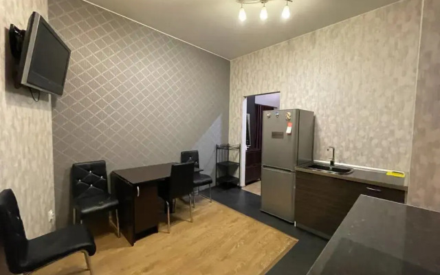 Samotsvet 8 Na Kievskoy 3 Apartments