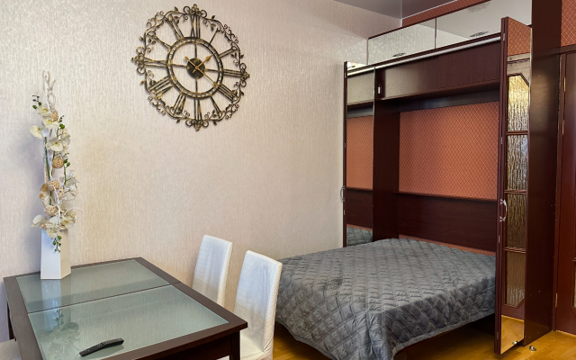 Bolshaya Dvukhkomnatnaya Na Lenina 18 Flat