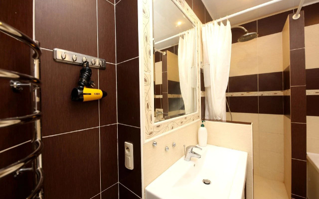 Квартира 3 комнатная квартира улица Комсомольская,75