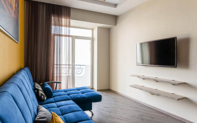 Apart Vl Na Naberezhnoy S Vidom Na More Apartments