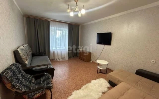 Квартира двухкомнатная на Севастопольской 105