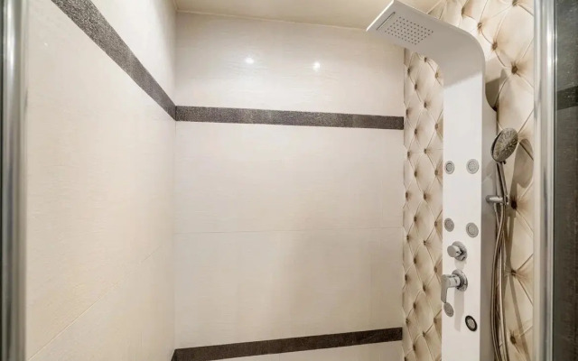 Shikarniye s Dizaynerskim Remontom Apartments