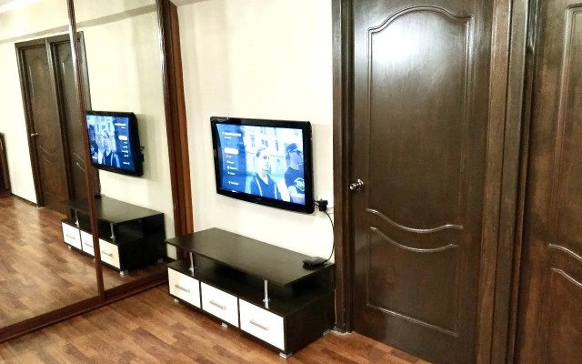 3-kh komnatnaya u parka Rivyera Flat