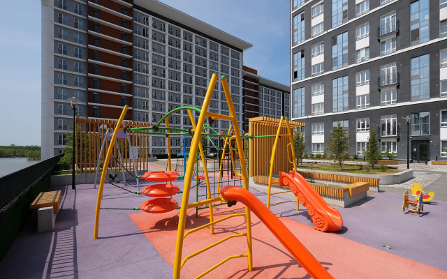 Uyutnaya Studiya S Vidom Na Reku Apartments