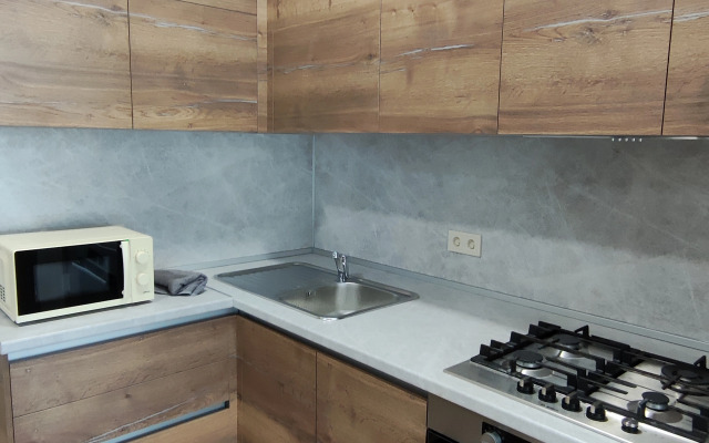 Yevro Dvushka Schepkinskiy Les Flat