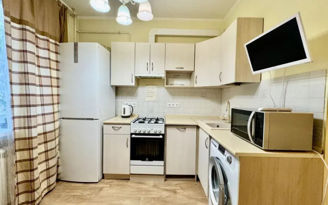 Odnokomnatnaya Na M Frunzenskaya Flat