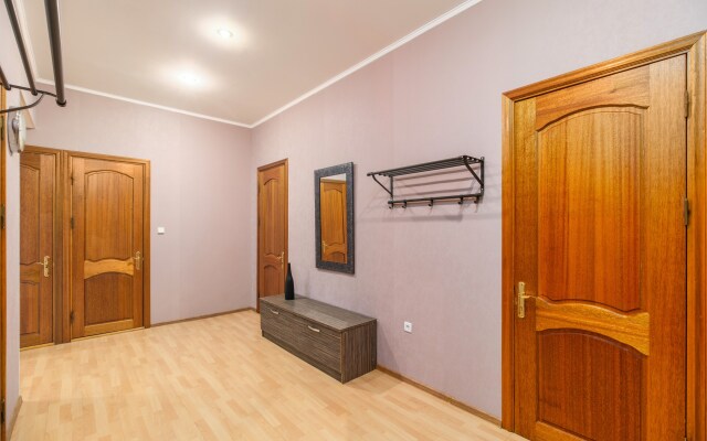 3 Spalni U Nekrasovskogo Sada Apartments