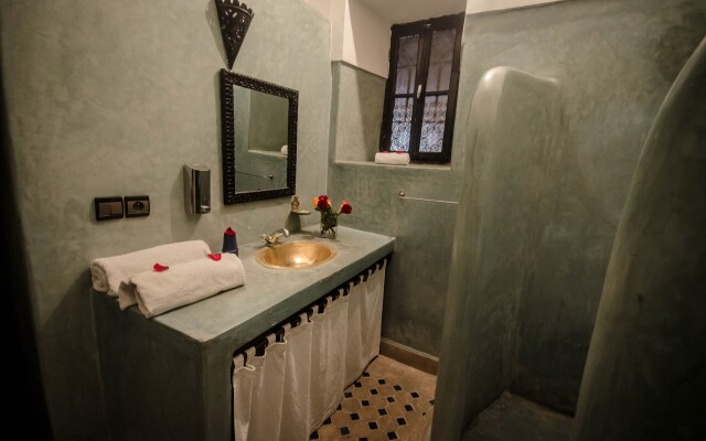 Riad Azalia Guest House