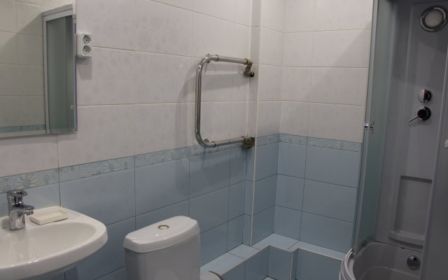 Belyij Topol Hostel