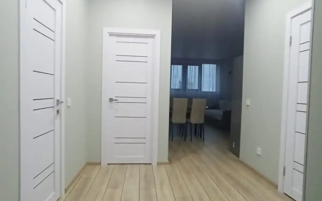Yevro 2 Komnatnaya Na Tankovoy Flat