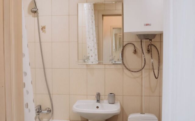 Апартаменты на улице Савиных