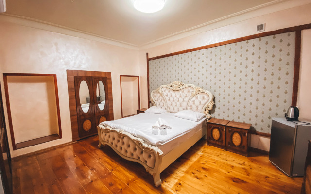 Old Yerevan Hotel
