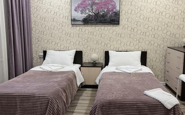 Moonlight Hotel
