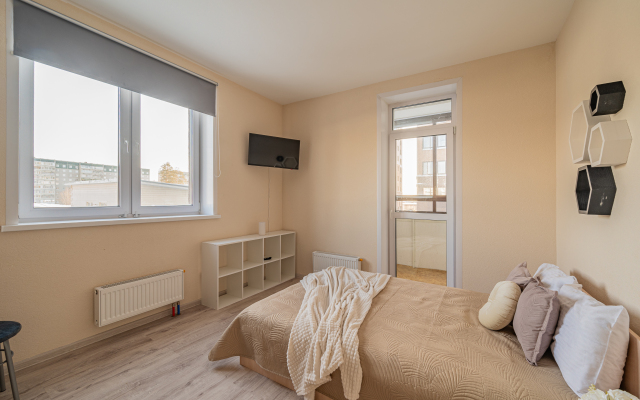 7/1 Latyshova 3 Apartments