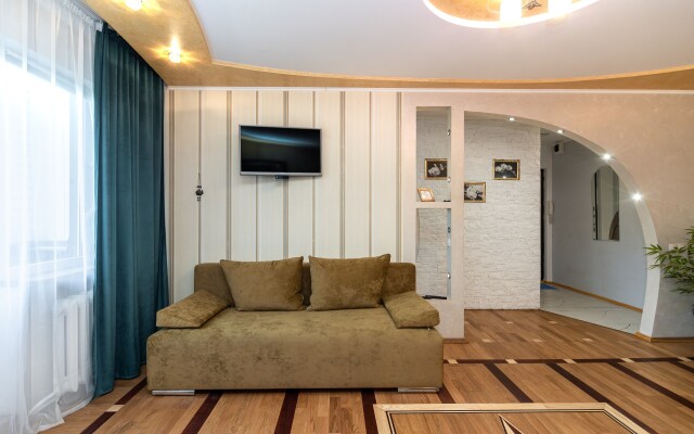 Apartamenty Naprotiv Univermaga "belarusy"