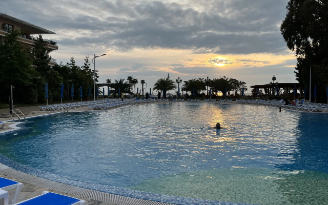 Ot Sobstvennika v Dreamland Oasis Chakvi Apartments