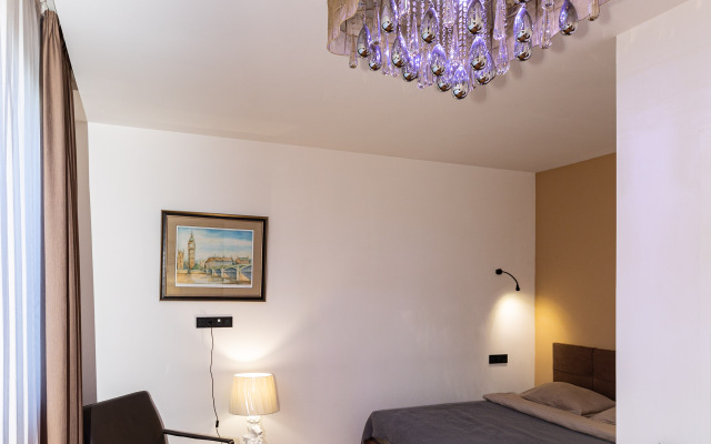 Polyansky Vibe, business class cottage