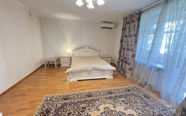 Bolshaya Trekhkomnatnaya V Istoricheskom Tsentre S Konditsionerom do 7 gostei Flat - Apartment in 카잔 - Photo 4