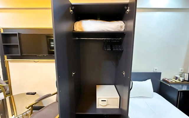 DNZ Taxim Feridiye Hotel
