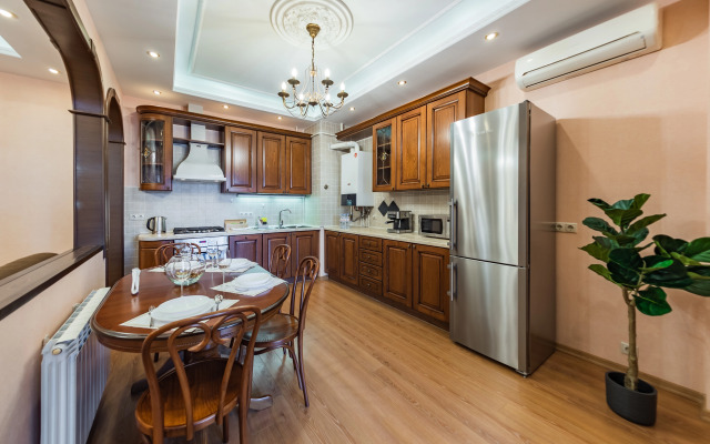 Abri Luxe Toscana Na Lermontova Flat