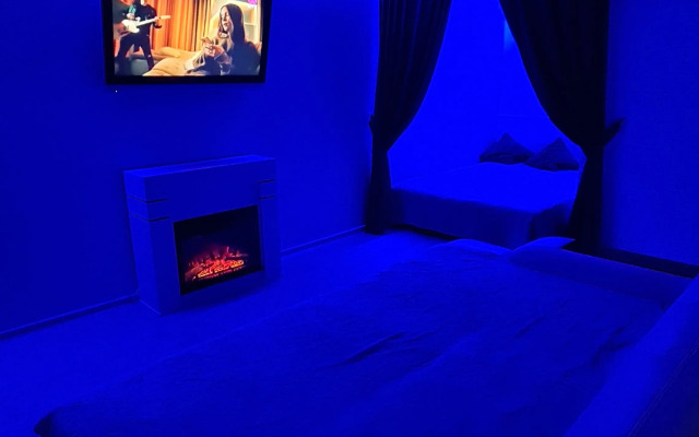 Uyutnaya Studiya Ryadom S Volgoy Flat