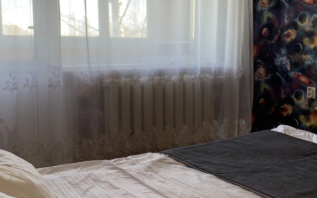 Квартира Счастливая Матрешка на Дежневцев 5