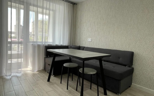 Na Pereulke Tekhnicheskiy 84 Flat